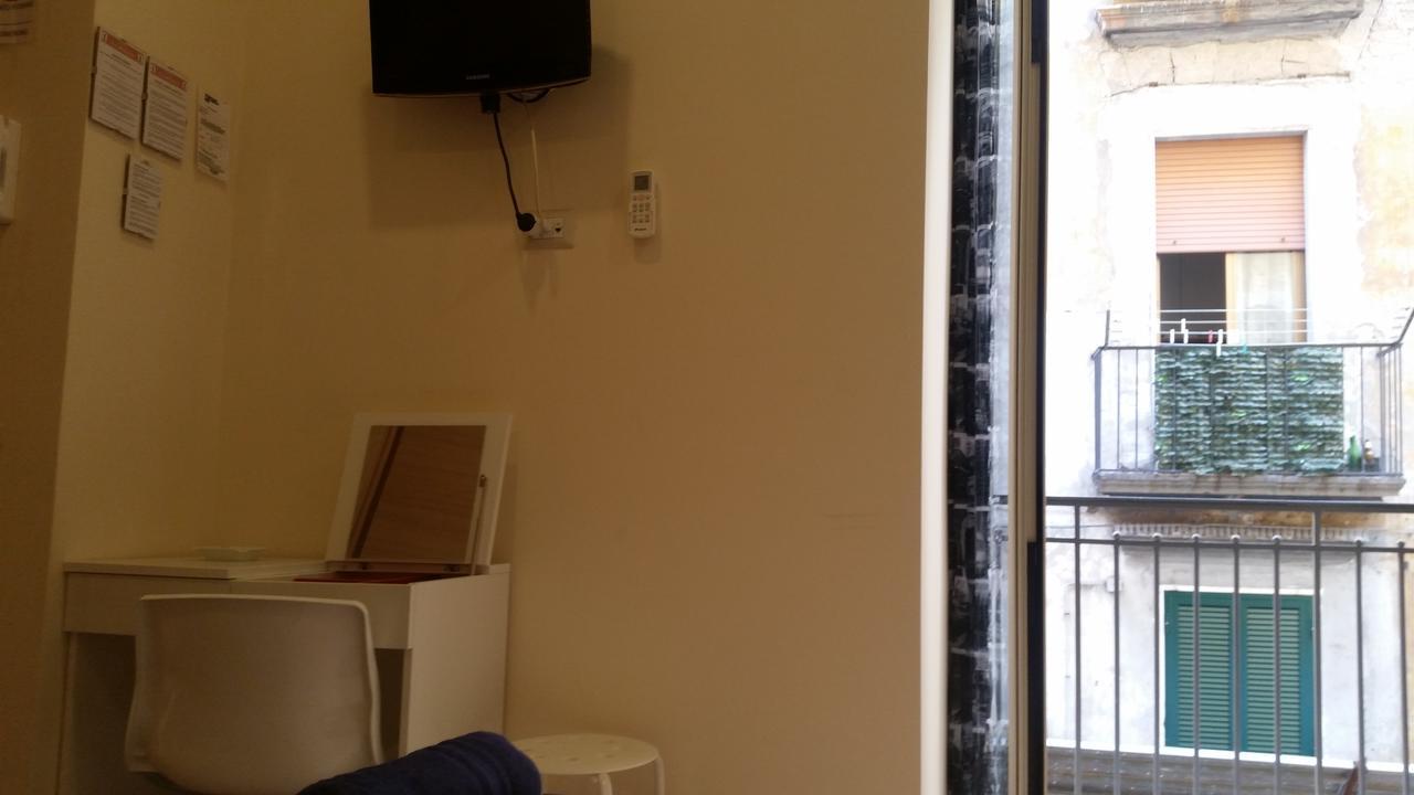 B&B Residenza Il Castello Naples Exterior photo