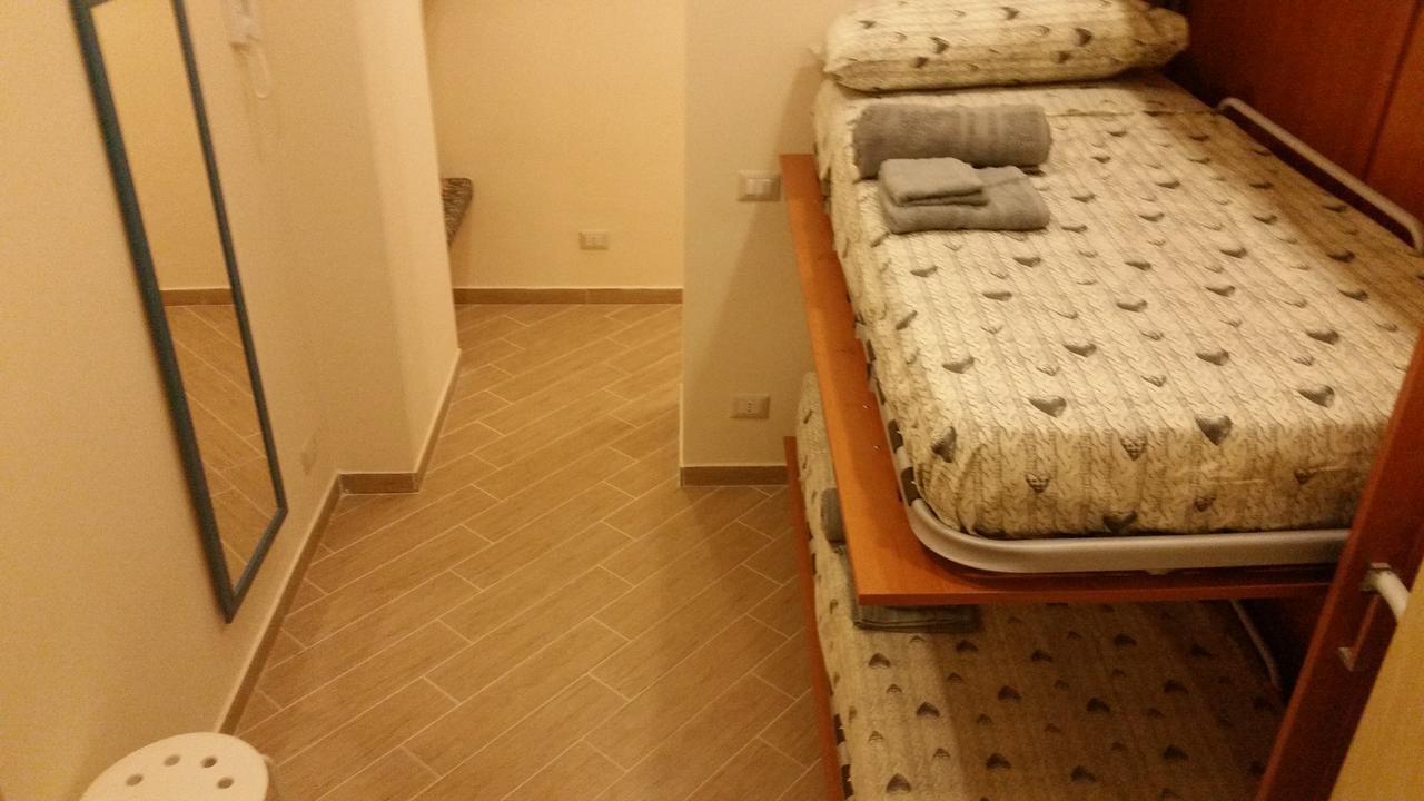 B&B Residenza Il Castello Naples Exterior photo
